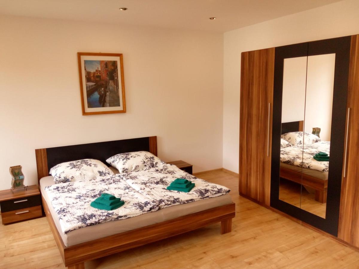 Apartman Albreit 1 ยาคีมอฟ ภายนอก รูปภาพ