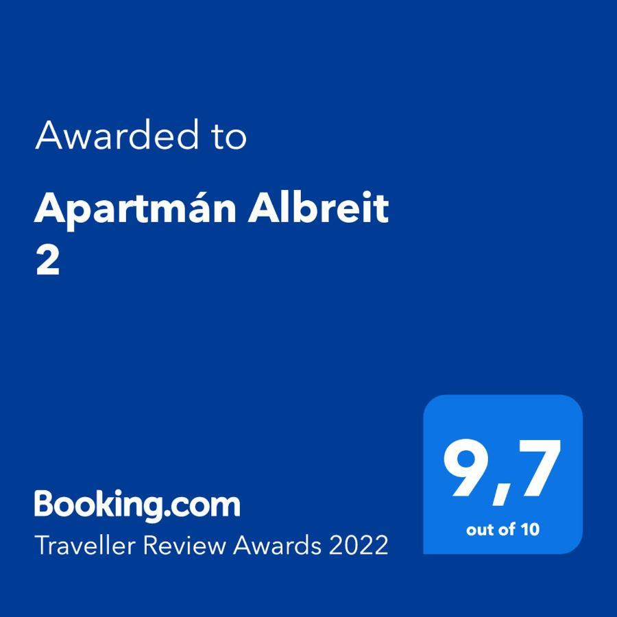 Apartman Albreit 1 ยาคีมอฟ ภายนอก รูปภาพ